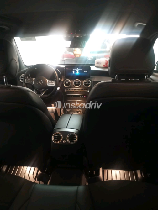 مرسيدس GLC 300 2020 أسود أوتوماتيك مستعملة للبيع في الجيزة - 10