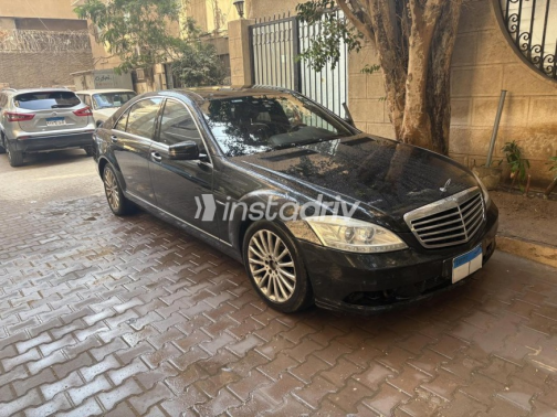مرسيدس 500 2011 أسود أوتوماتيك مستعملة للبيع في الجيزة - 6