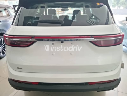 ساوايست اس 09 2026 أبيض أوتوماتيك جديدة للبيع في الجيزة - 7