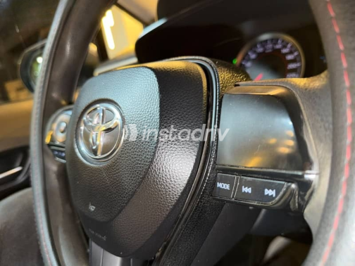 Toyota Corolla 2019 Dark Blue Automatic Used for Sale in Sheraton - 2