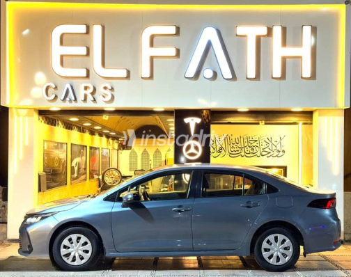 Toyota Corolla 2019 Dark Blue Automatic Used for Sale in Sheraton - 4