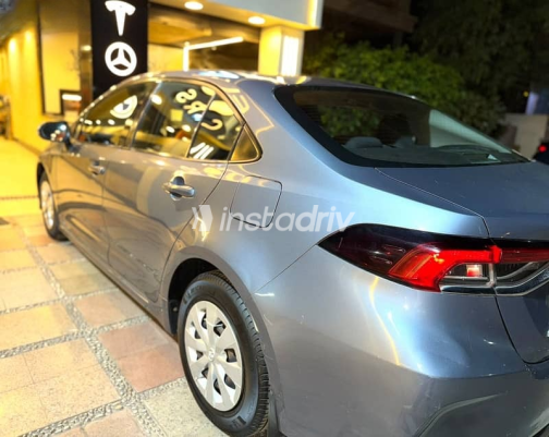 Toyota Corolla 2019 Dark Blue Automatic Used for Sale in Sheraton - 6