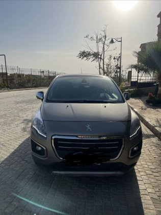 Peugeot 3008 2016 Gold Automatic Used for Sale in Zamalek