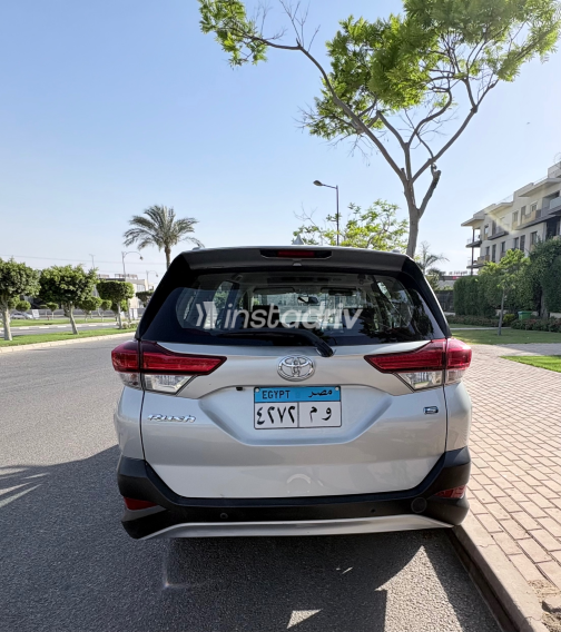 Toyota Rush 2021 Silver Automatic Used for Sale in Giza - 9