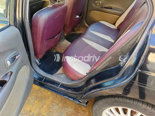 دايو ليوجانزا 2001 أسود أوتوماتيك مستعملة للبيع في الوراق - 3