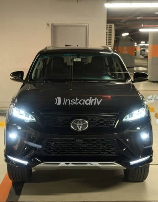 Toyota Fortuner 2024 Black Automatic Used for Sale in Greater Cairo ( Cairo + Giza) - 1