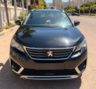 بيجو 5008 2019 أسود أوتوماتيك مستعملة للبيع في الإسكندرية