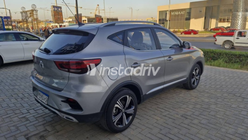 MG ZS 2026 Silver Automatic Used for Sale in Nasr city - 5