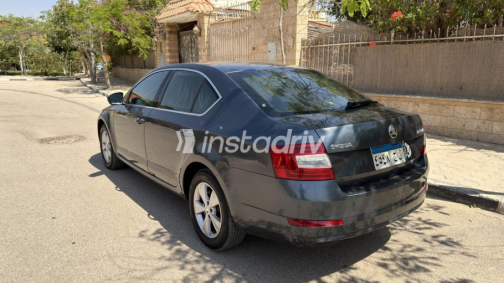 سكودا اوكتافيا A7 2016 بترولي أوتوماتيك مستعملة للبيع في 6 أكتوبر - 4