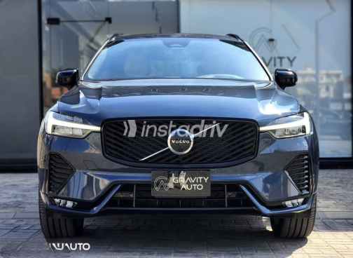 Volvo XC60 2026 Dark Blue Automatic Used for Sale in Giza - 2