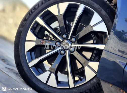 Volvo XC60 2026 Dark Blue Automatic Used for Sale in Giza - 4