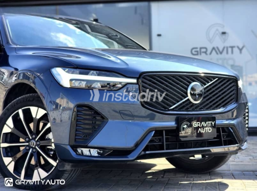 Volvo XC60 2026 Dark Blue Automatic Used for Sale in Giza - 5