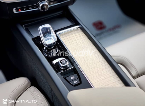 Volvo XC60 2026 Dark Blue Automatic Used for Sale in Giza - 9