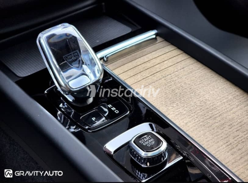 Volvo XC60 2026 Dark Blue Automatic Used for Sale in Giza - 10