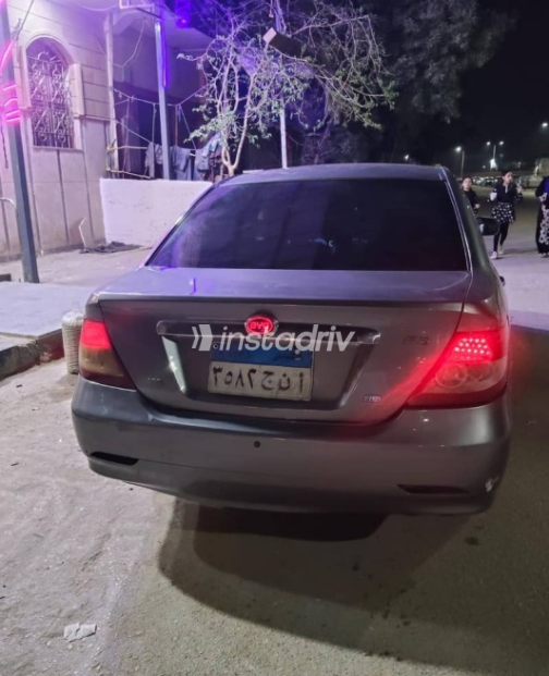 Byd F3 2015 Gray Manual Used for Sale in Helwan - 5