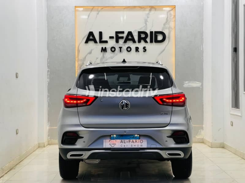 ام جى ZS 2026 فضي أوتوماتيك جديدة للبيع في الإسكندرية - 4