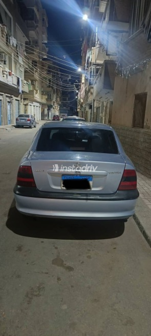 Opel Vectra 1999 Dark Blue Manual Used for Sale in Greater Cairo ( Cairo + Giza) - 2