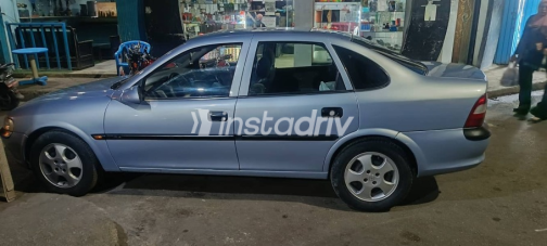 Opel Vectra 1999 Dark Blue Manual Used for Sale in Greater Cairo ( Cairo + Giza) - 3