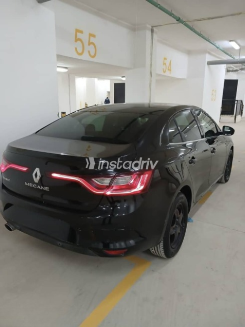 رينو ميجان 2019 أسود أوتوماتيك مستعملة للبيع في القاهرة - 4