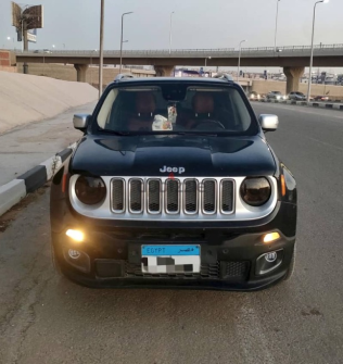 جيب رينيجيد 2018 أسود أوتوماتيك مستعملة للبيع في القاهرة