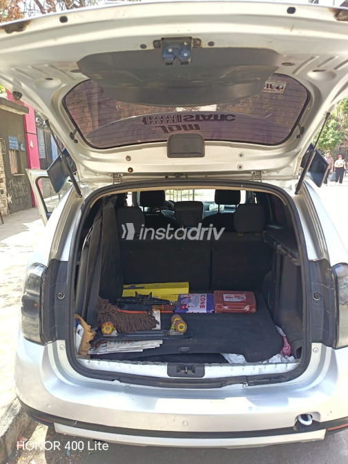 Renault Duster 2017 Silver Automatic Used for Sale in Cairo - 3
