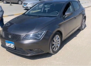 Seat Leon 2015 Bronze Automatic Used for Sale in Giza