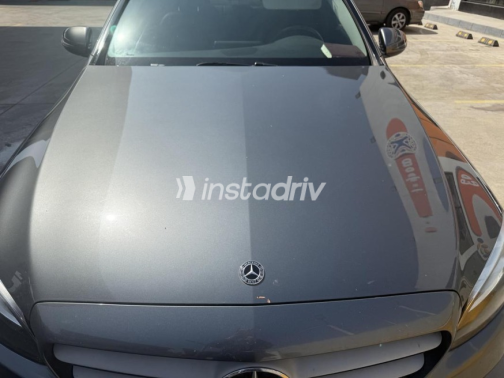 Mercedes 180 2020 Gray Automatic Used for Sale in Sheikh Zayed City - 1