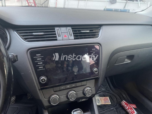 Skoda Octavia A7 2018 Silver Automatic Used for Sale in Mohandessin - 2