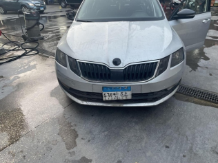 Skoda Octavia A7 2018 Silver Automatic Used for Sale in Mohandessin
