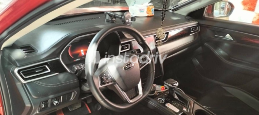 جاك J7 2022 أحمر أوتوماتيك مستعملة للبيع في القاهرة - 2