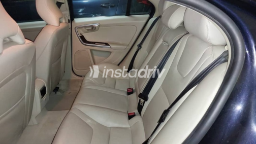 Volvo S60 2018 Dark Blue Automatic Used for Sale in Downtown - 3