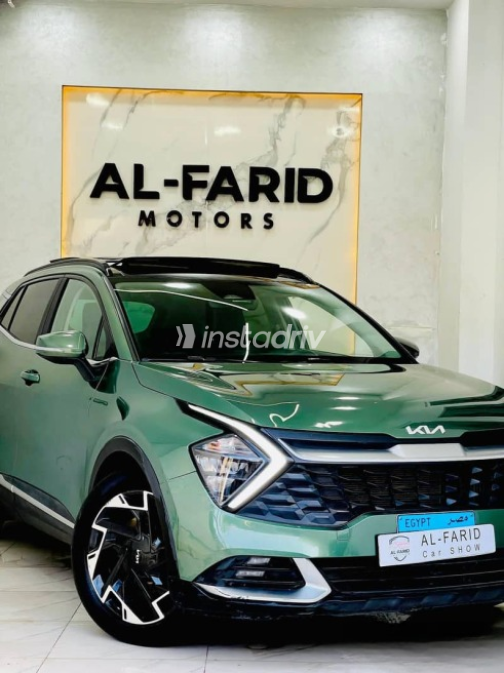 Kia Sportage 2022 Green Automatic Used for Sale in Alexandria - 3