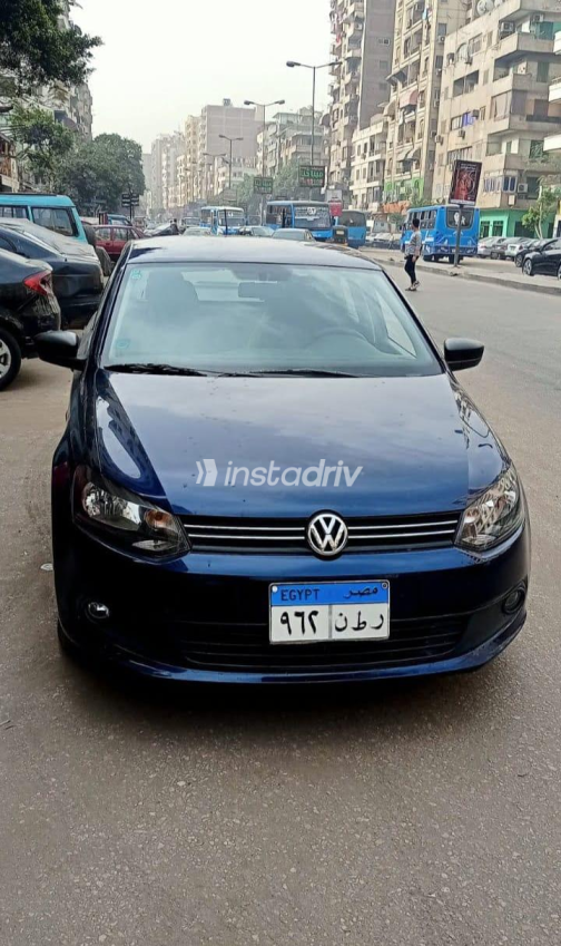 Volkswagen Polo 2014 Blue Automatic Used for Sale in Nasr city - 5