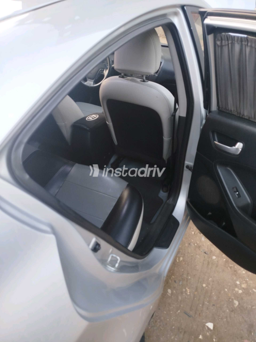 Kia Cerato 2018 Silver Automatic Used for Sale in Cairo - 9
