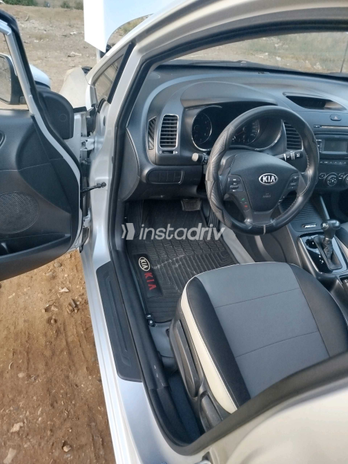 Kia Cerato 2018 Silver Automatic Used for Sale in Cairo - 10