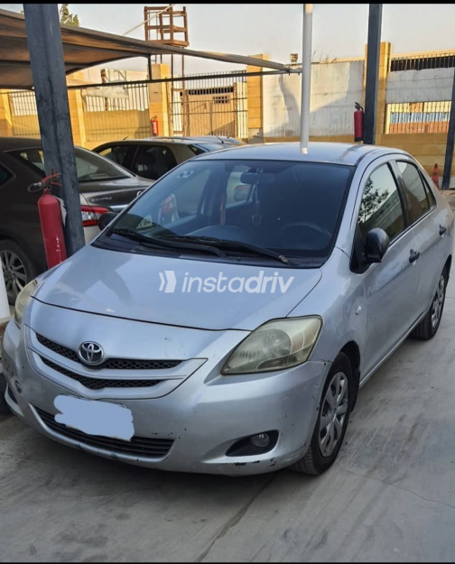 Toyota Yaris 2007 Silver Automatic Used for Sale in Giza - 4
