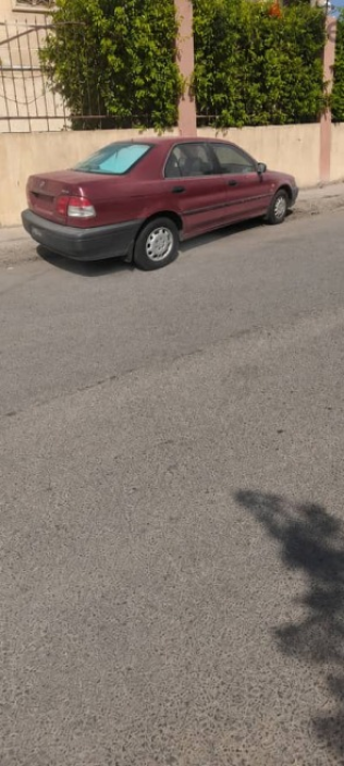 Hyundai Elantra 1994 Burgundy Manual Used for Sale in Cairo