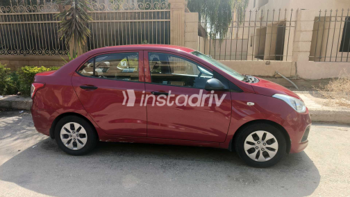 هيونداي جراند i10 2015 أحمر أوتوماتيك مستعملة للبيع في القاهرة - 1