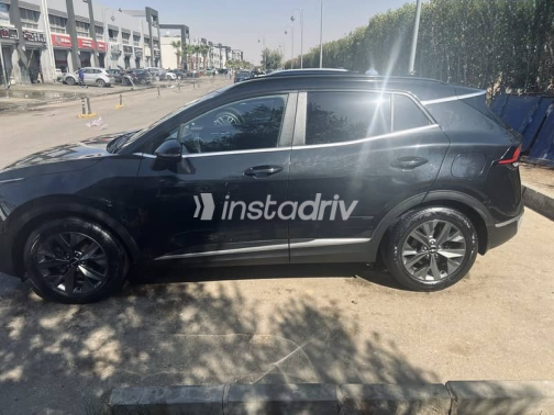 Kia Sportage 2024 Black Automatic Used for Sale in Madinaty - 3