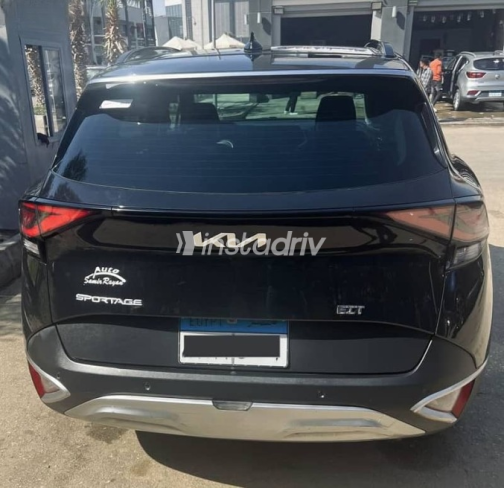 Kia Sportage 2024 Black Automatic Used for Sale in Madinaty - 6