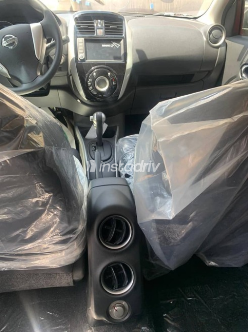 Nissan Sunny 2027 Silver Automatic New for Sale in Nasr city - 5