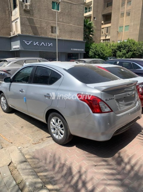 Nissan Sunny 2027 Silver Automatic New for Sale in Nasr city - 7