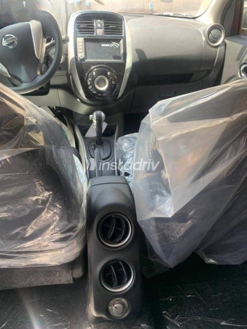 Nissan Sunny 2027 Silver Automatic New for Sale in Nasr city - 9