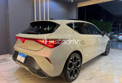 Seat Leon 2025 White Automatic Used for Sale in Cairo - 2