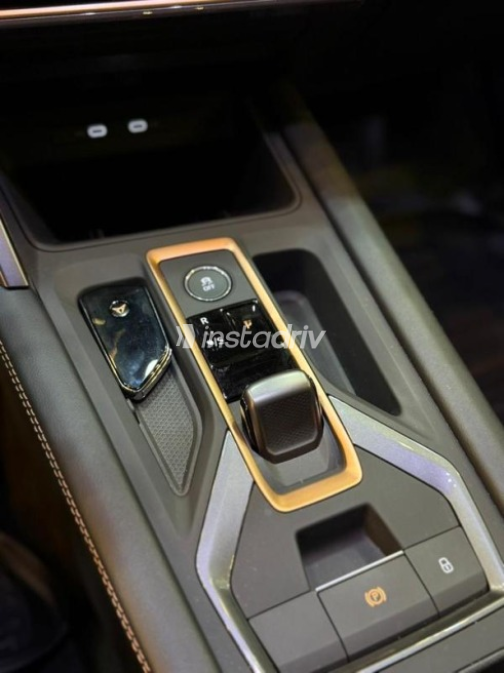 Seat Leon 2025 White Automatic Used for Sale in Cairo - 6
