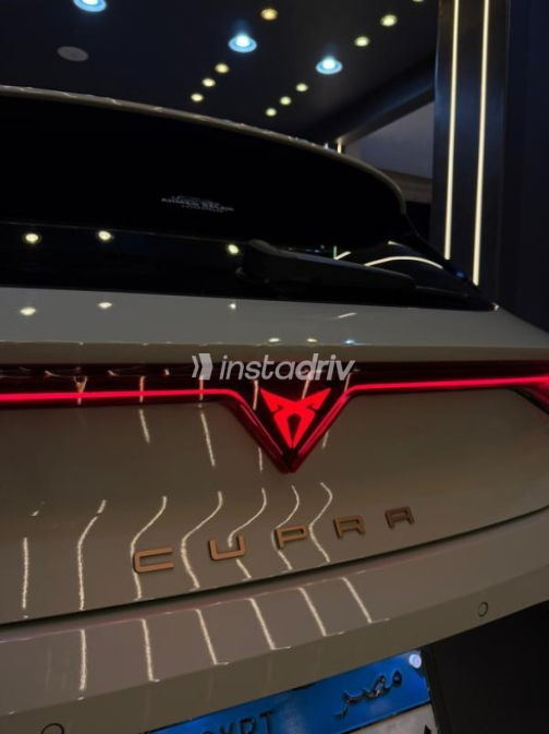 Seat Leon 2025 White Automatic Used for Sale in Cairo - 10