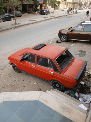 فيات 128 1988 أحمر يدوي مستعملة للبيع في حلوان