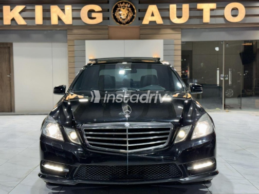 مرسيدس E 200 2010 أسود أوتوماتيك مستعملة للبيع في القاهرة - 3