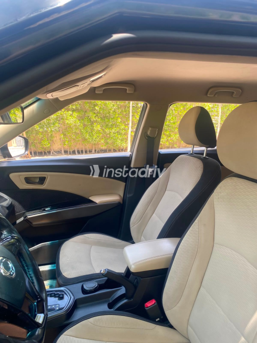 Ssang Yong Tivoli 2018 Black Automatic Used for Sale in Giza - 7