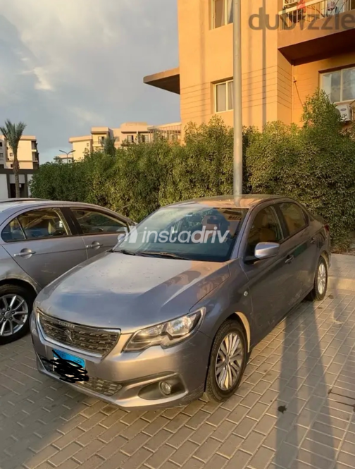 Peugeot 301 2020 Silver Automatic Used for Sale in Giza - 2